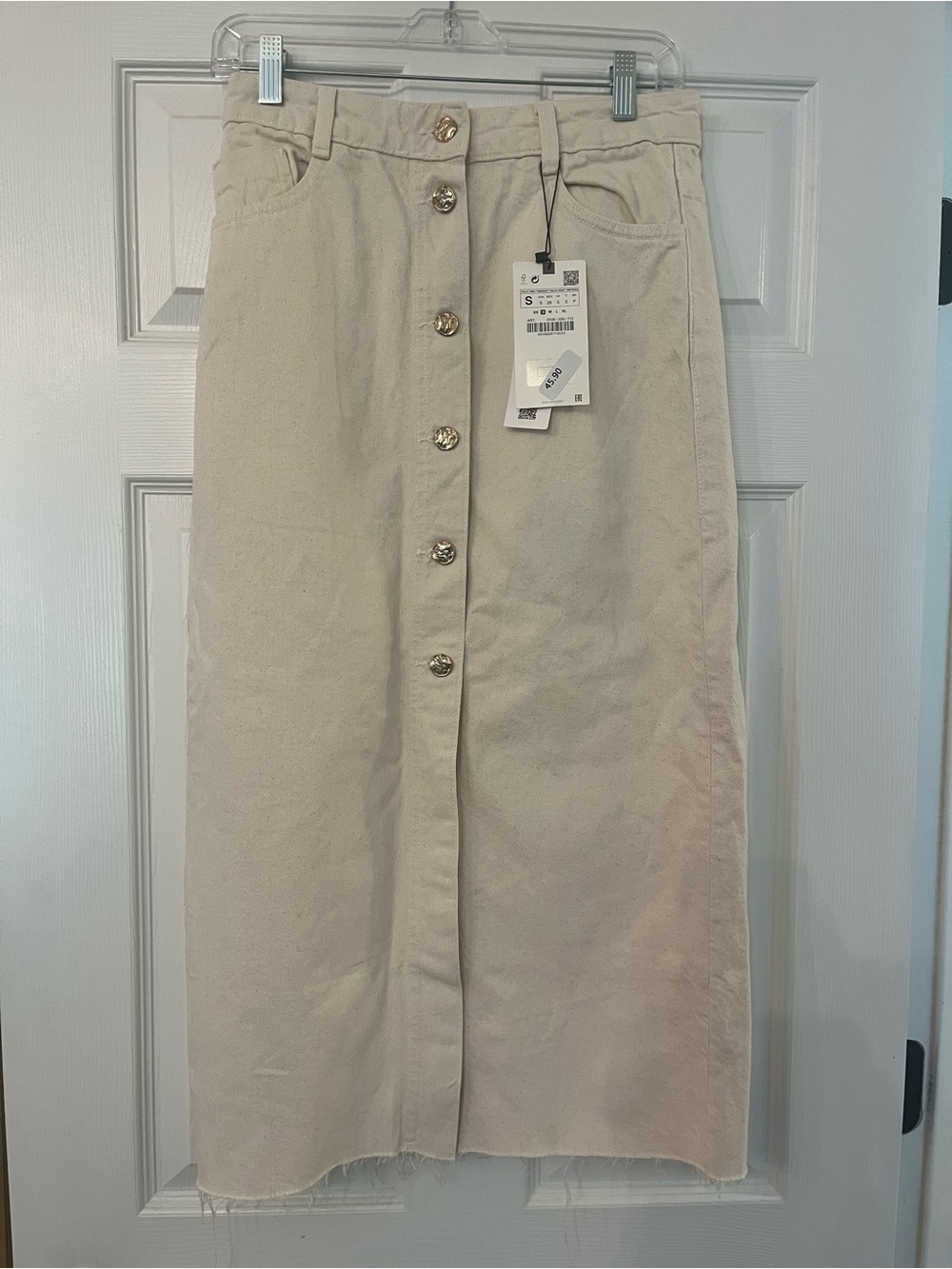 Zara NWT Women’s Cream gold Button-Front Midi Skirt